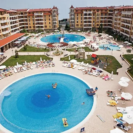 Bright, Central, 1-bed With Pool View * ساني بيتش