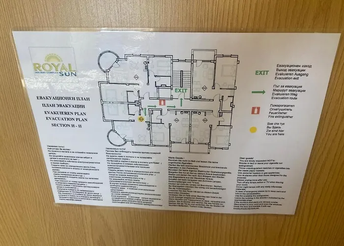 Bright, Central, 1-bed With Pool View *